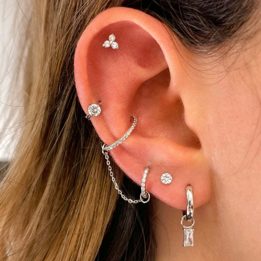 Body Jewelry Europe - ต่างหูแบบโซ่ประดับพู่และเพชรซิร์คอนสำหรับผู้หญิงในยุโรปและอเมริกา 1 ชุด